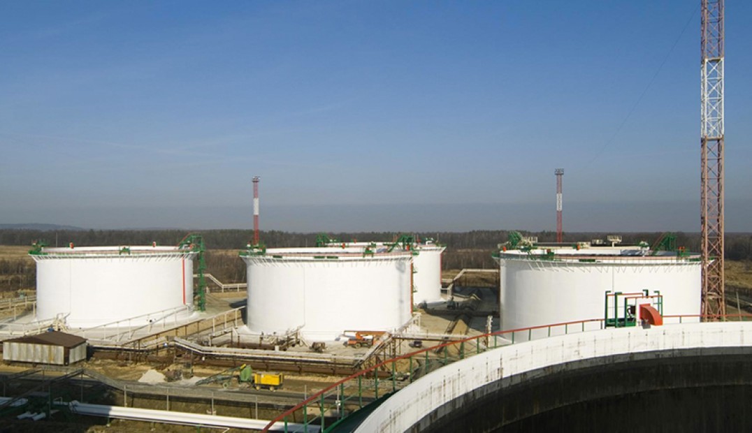 Oil Tank Farm and Oil Product Storage